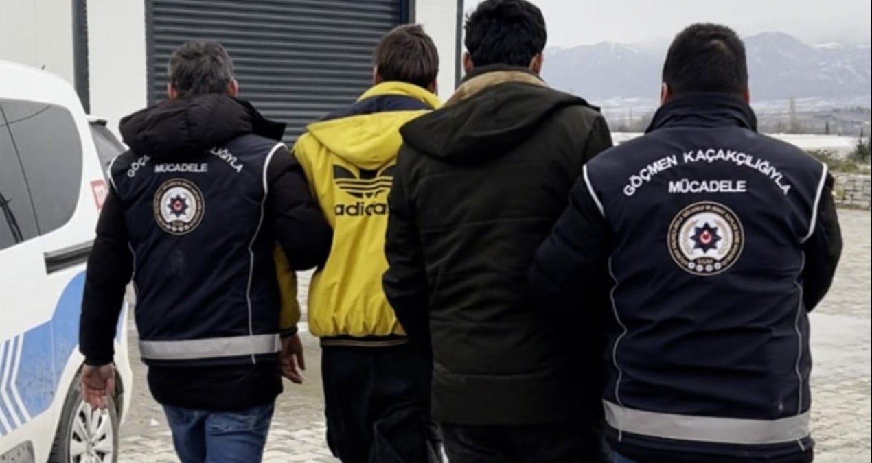 Yerlikaya Açıkladı: 171 Göçmen Kaçakçılığı Organizatörü Yakalandı