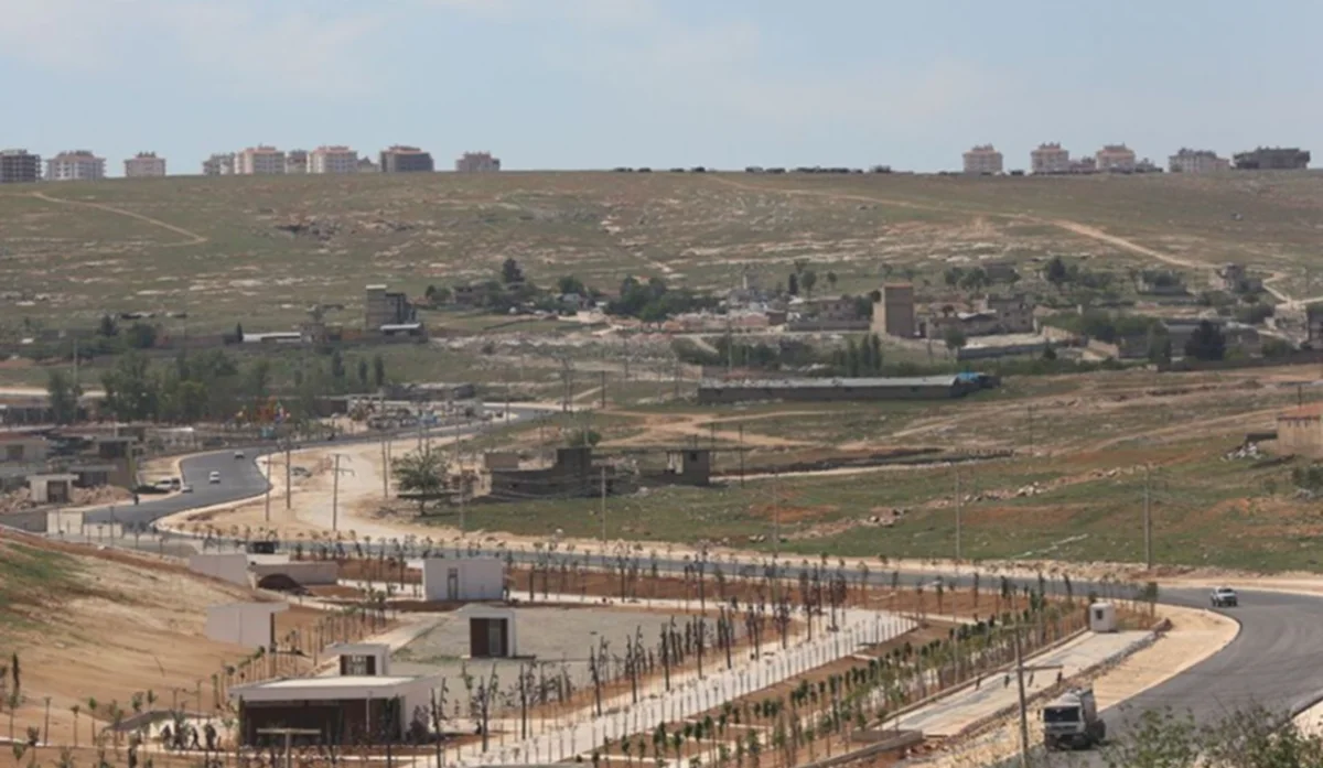 Güneyşehir yolunda PMT - Güneyşehir Yolunda PMT: Trafiğe Nefes Mi?