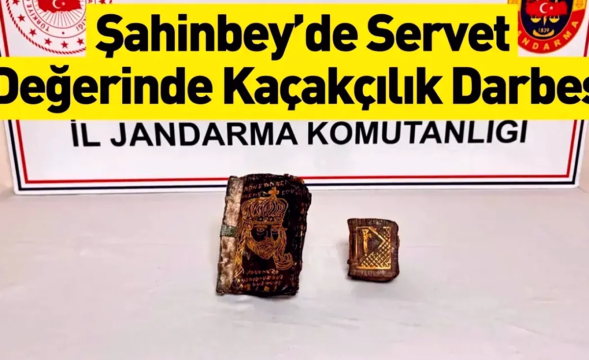 Altın Yazmalı Kitaplar: Tarihe Dokundu