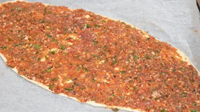 Antep Lahmacunu - Antep Lahmacunu: Sarımsaklı Lezzet Şöleni