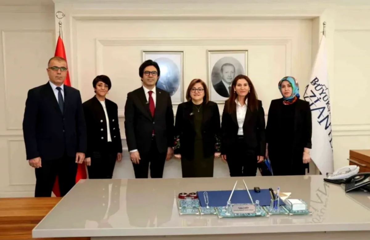 Ebe Eşliğiyle Doğumlar Kolaylaşıyor