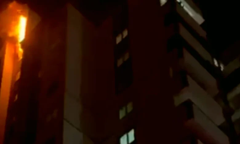 gaziantep apartman yangın - Gaziantep Apartman Yangın: 16 Katlı Apt. Yangın Paniği