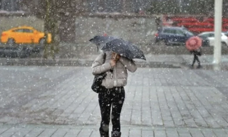 Gaziantep rüzgar - Gaziantep'te Ani Rüzgar Tepetaklak Etti