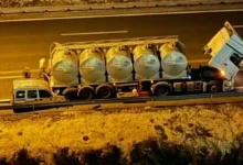 ağır kaza - Gölgelik'te Ağır Süt Tankeri Kazası