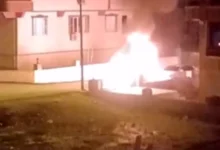 araç yangını - Nizip'te Gece Yarısı Araç Yangını: Gizem Devam Ediyor