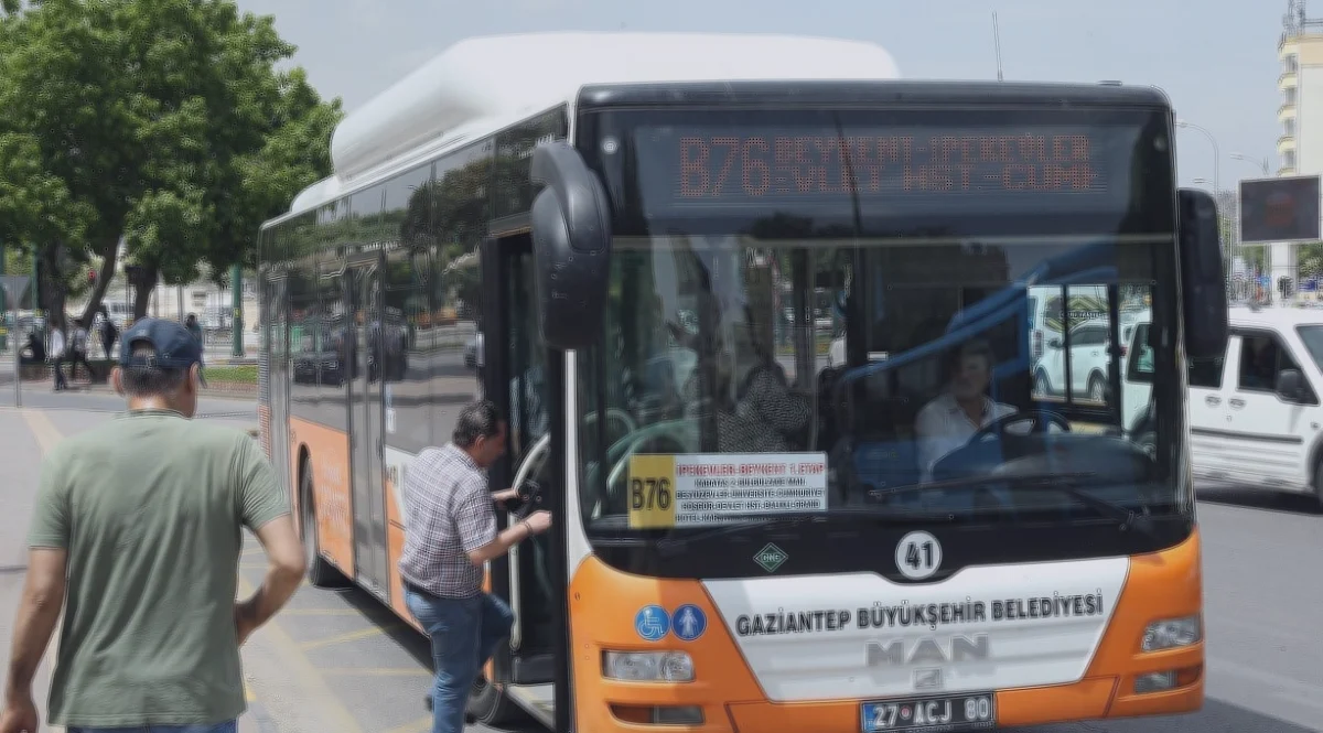 1 Mayıs Ulaşım: Gaziantep'te Bekleyiş Sürüyor