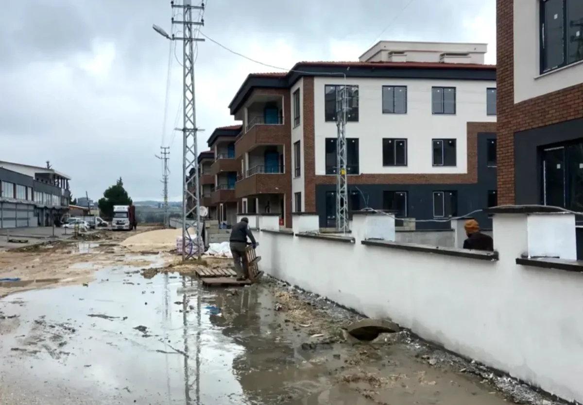 Aktoprak'ta Koku Krizi: 3 Aylık Kanalizasyon Sorunu