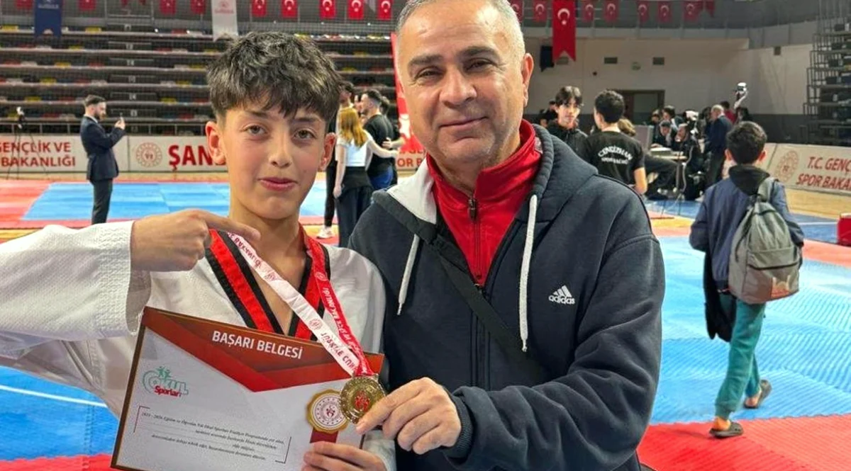 Araban Taekwondo Şampiyonu: Öztürk Gururlandırdı