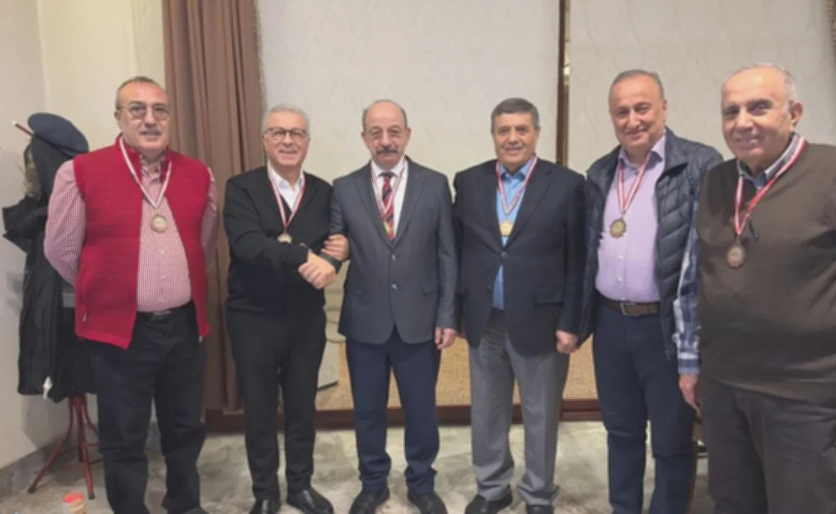 Eğitimle Yoksullukla Savaş: 33 Yıllık Köprü