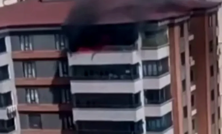 balkonda yangın - En Üst Kattaki Balkonda Korkutan Yangın Paniği