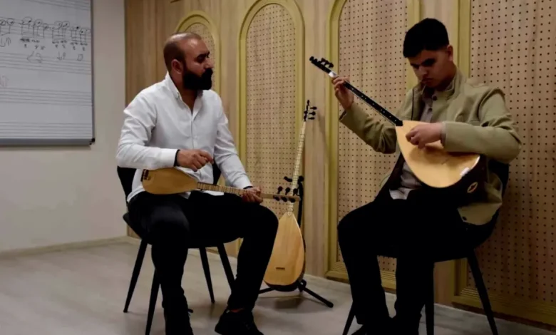 umut bağlama - Engelsiz Bağlama: Umut'tan Sanat Dokunuşu