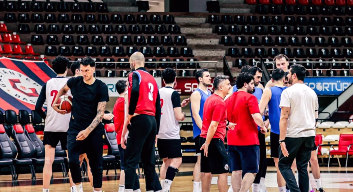 Gaziantep Basketbol: Liderlik Umudu Yaşıyor Mu?