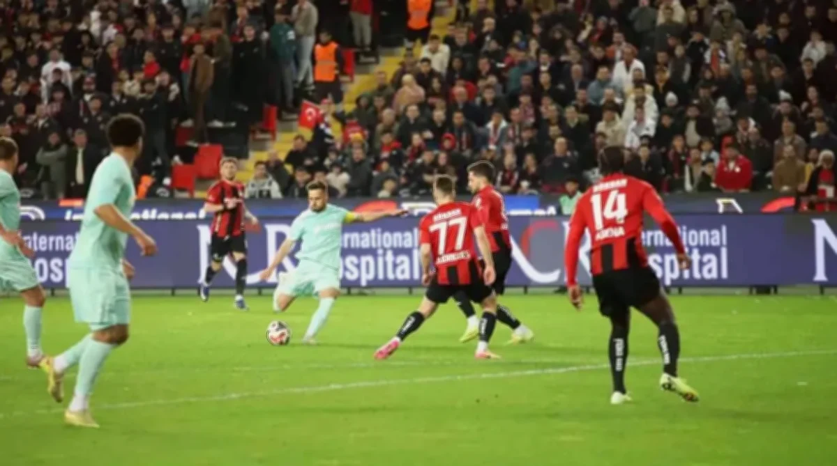 Gaziantep FK'dan Kayseri'ye Gol Yağmuru