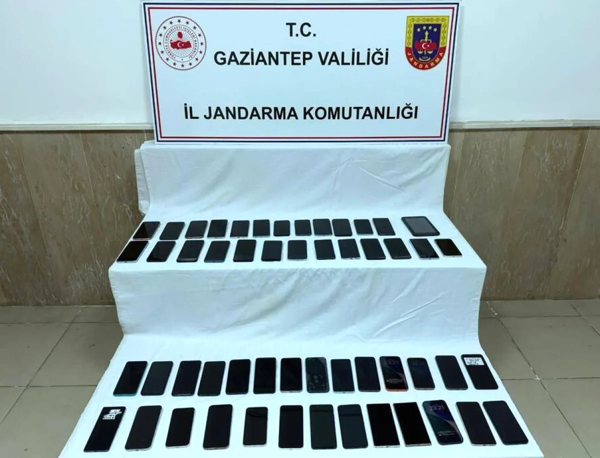 Gaziantep'te Kaçak Telefonlara Ağır Darbe