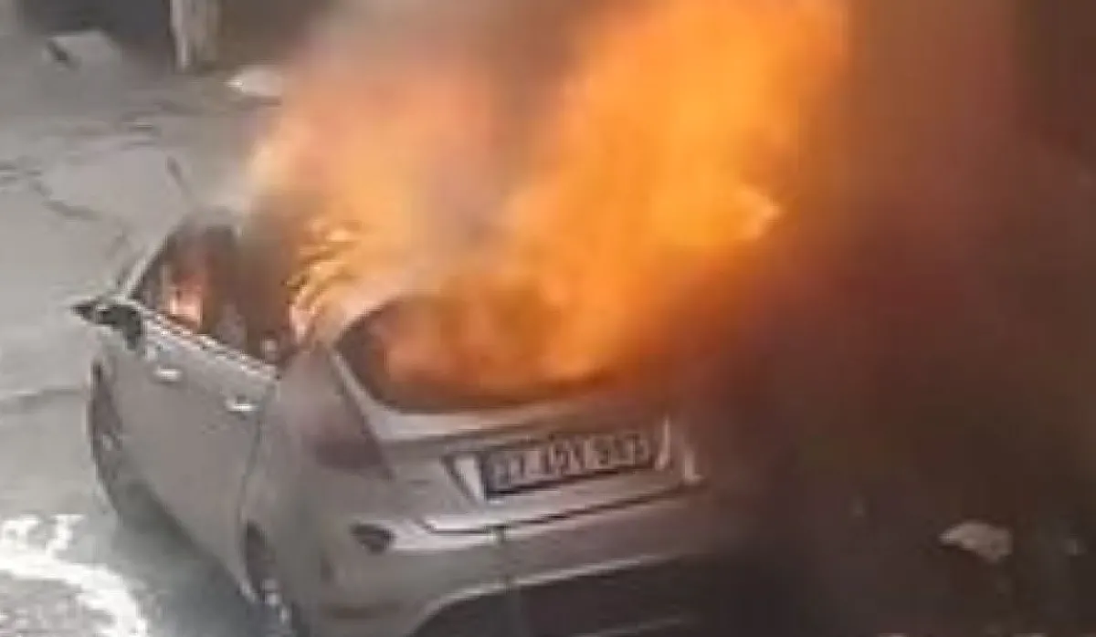 Kadın Öfkesi: Araç Kundaklandı