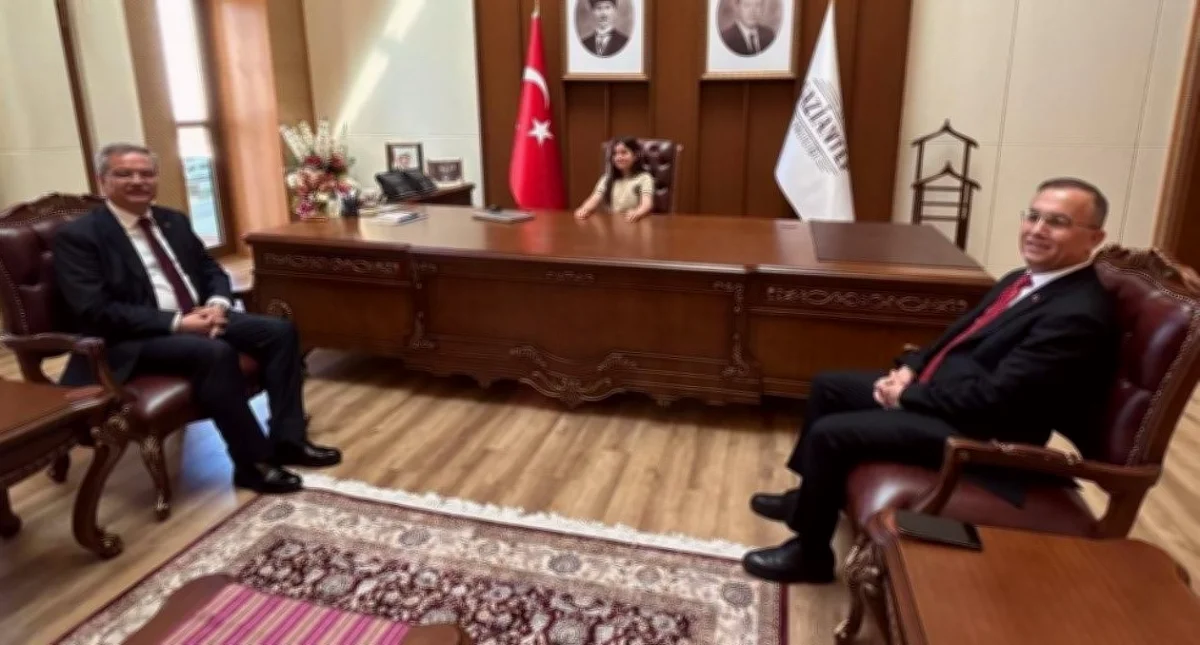 Minik Vali: Güvenlik Öncelikli mi?