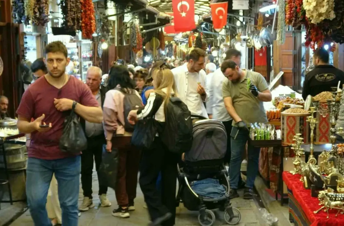 Bayram Alışverişi Gaziantep'te Coştu