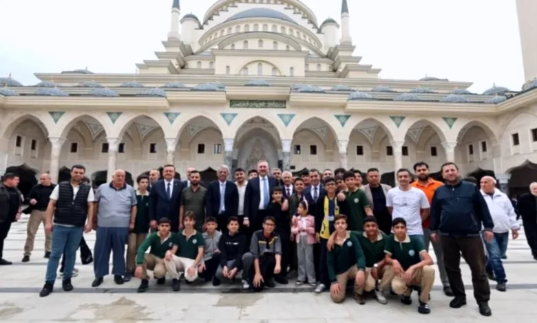 gençlerle buluşma - Gençlerle Maneviyat ve Başarıya Yolculuk