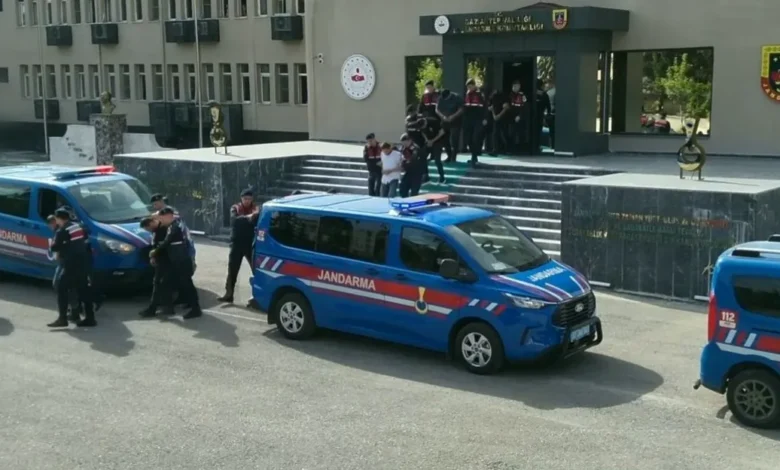 Gaziantep Göçmen Kaçakçılığı - Göçmen Kaçakçılığı: Gaziantep'te Büyük Operasyon