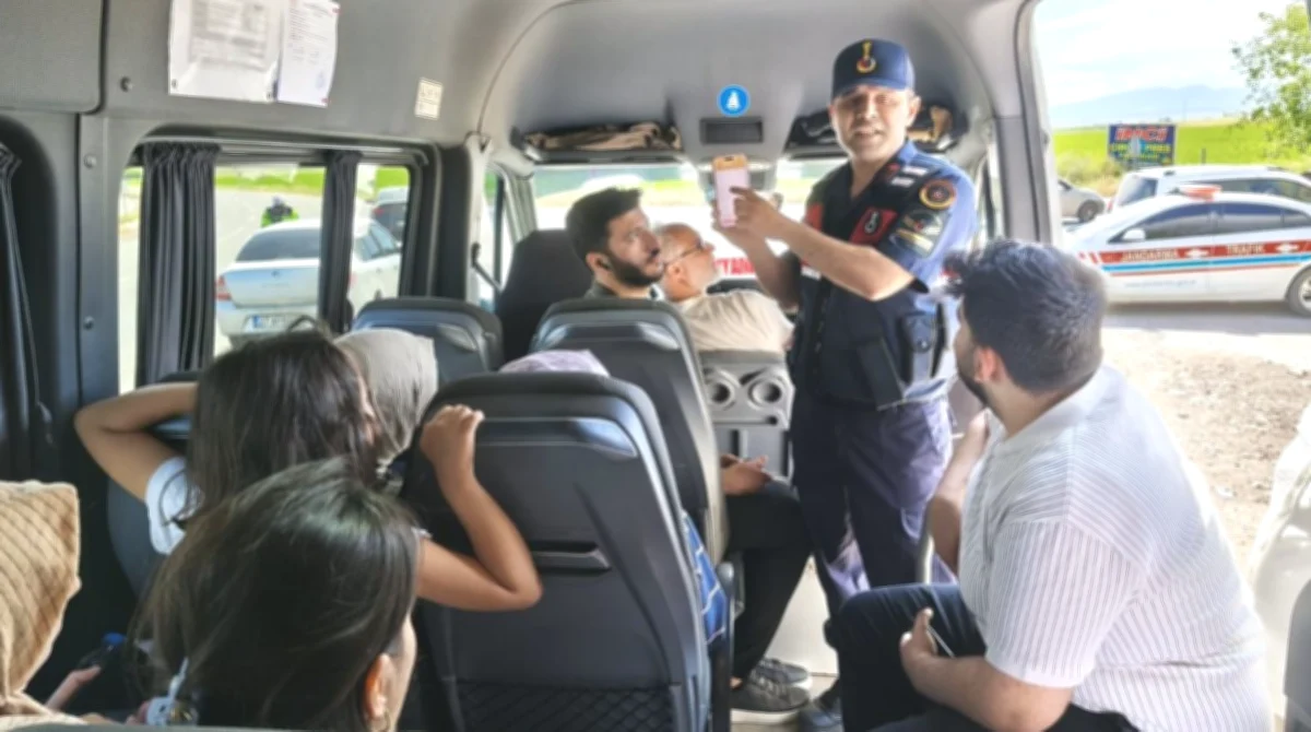 Hayat 112 Acil: Vatandaşa Yönelik Yeni Uygulama Mercek Al...