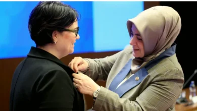 kadın kolları geçiş - Kadın Kolları AK Parti'ye Geçti