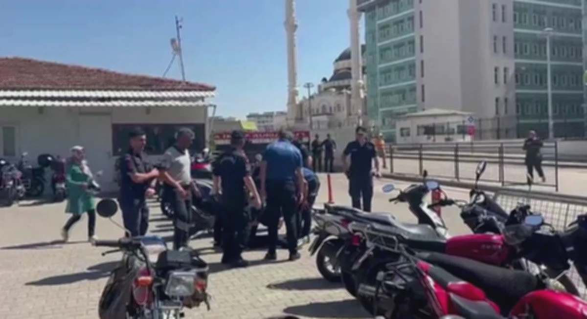 Adliye Önü Silahlı Saldırı Paniği