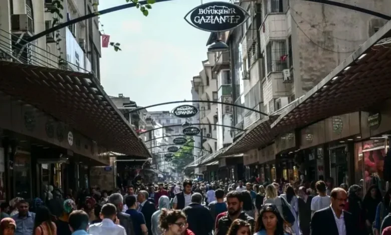 benzin fiyatı düştü - Benzin Fiyatı Düştü: Gaziantep'te Yüzler Gülüyor!