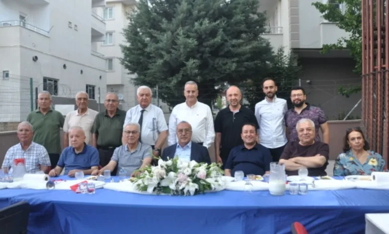 Eğitim Gönüllüleri Bursiyer Buluşması - Eğitim Gönüllüleri Bursiyerlerle Buluştu