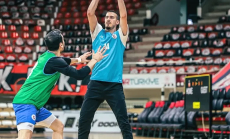 Rijad Aydın Göztepe - Gaziantep Basket'te Ayrılık: Rijad Aydın Göztepe Yolcusu