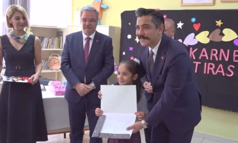 Karne Heyecanı - Gaziantep'te Karne Heyecanı Başladı: Tatil Başlıyor!
