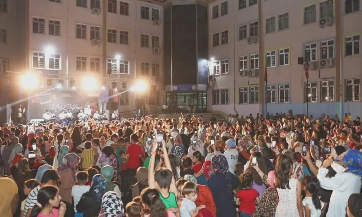 Gaziantep'te Mahallemde Konser Var Başlıyor