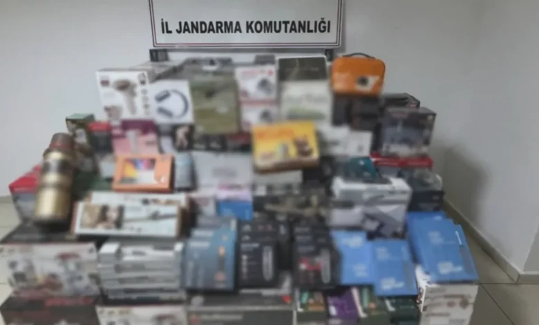 Gaziantep kaçak eşya - Gaziantep'te Milyonluk Kaçak Eşya: Kim Bu Zenginler?