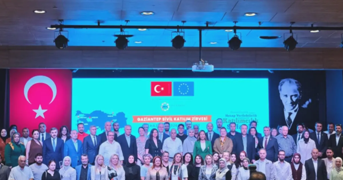 Gaziantep'te Sivil Katılım Zirvesi Başladı