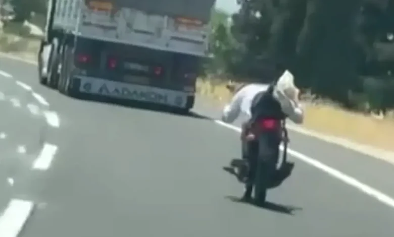 tehlikeli motorsiklet - Gaziantep'te Tehlikeli Motorsiklet Manevrası: Kaza Riski