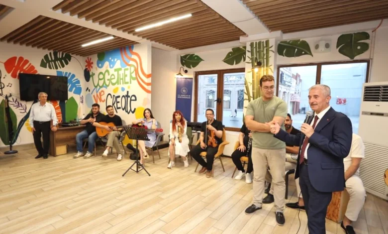 genclerle fikir alisverisi - Genclerle Fikir Alisverisi: Tahmazoğlu Gençlerle Buluştu ...