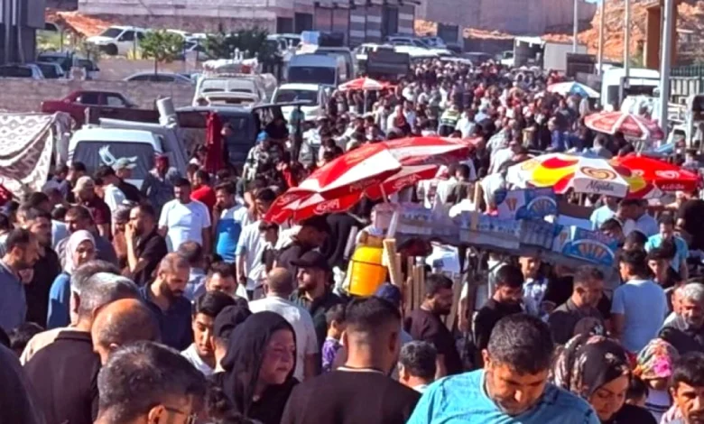 tezgah trafiği - İncilikaya'da Pazar Tezgâhları Trafiği Kilitledi