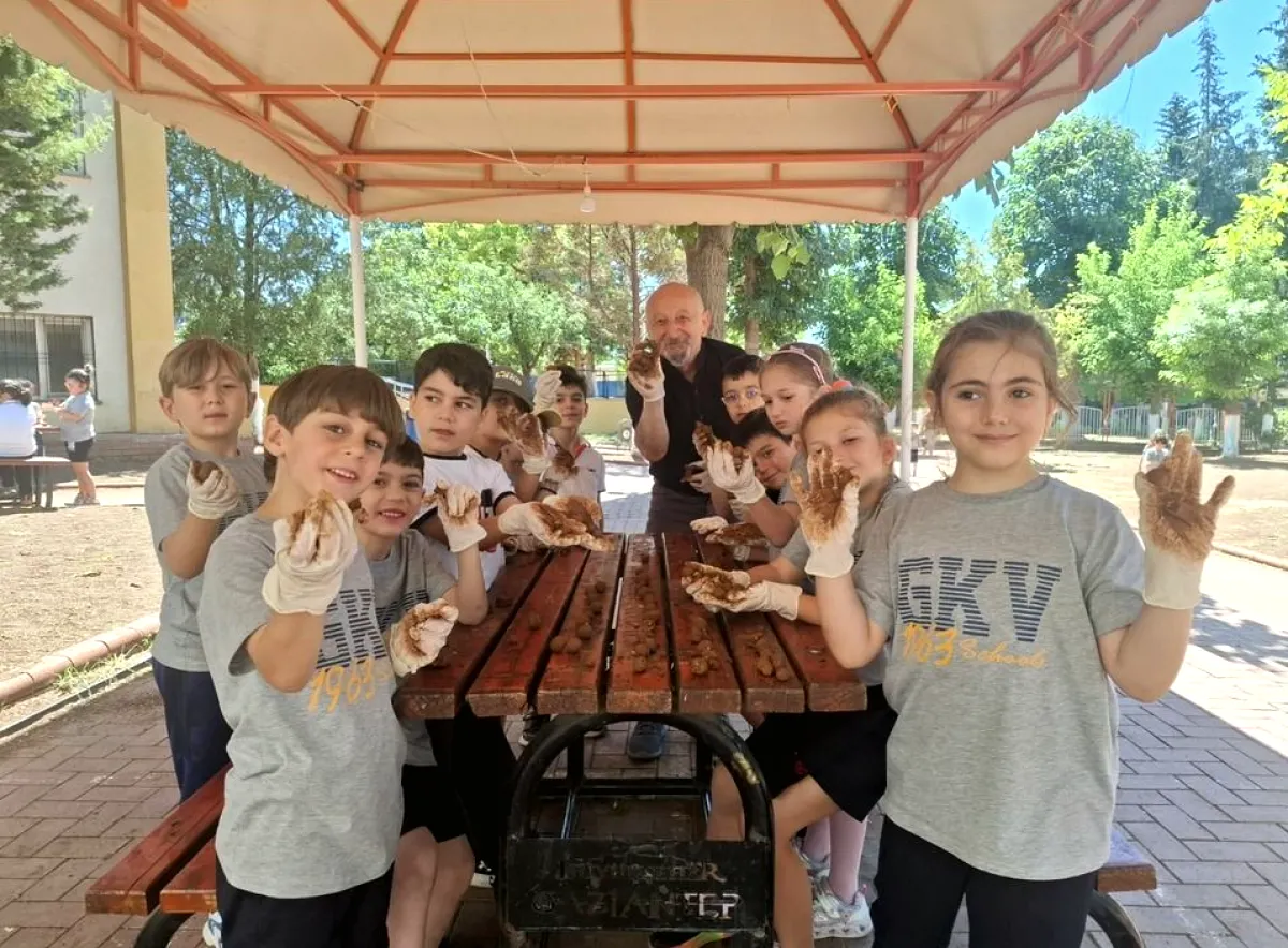 Minik Eller: Gaziantep'te Tohumlar Yeşeriyor