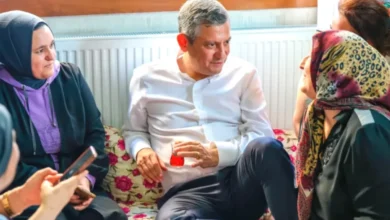 Özgür Özel ev ziyareti - Özgür Özel'den Gaziantep'te Ev Ziyareti