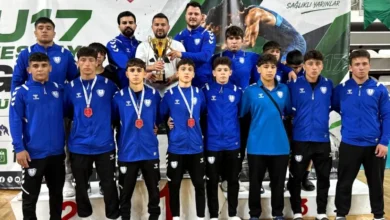 Şahinbeyli güreşçiler - Şahinbeyli Güreşçiler Şampiyon