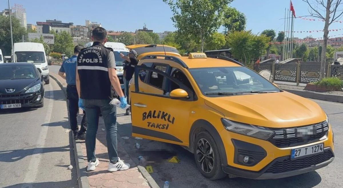 Taksi Durağında Kanlı Kavga: 6 Yaralı