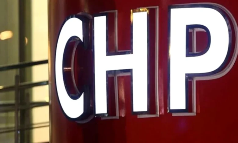 CHP Gaziantep İstifa - CHP'de Şaşırtan İstifalar: Gaziantep'te Eski İlçe Başkanı...