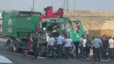 çöp kamyonu tıra çarptı - Çöp Kamyonu Tıra Çarptı: Sürücü Kritik