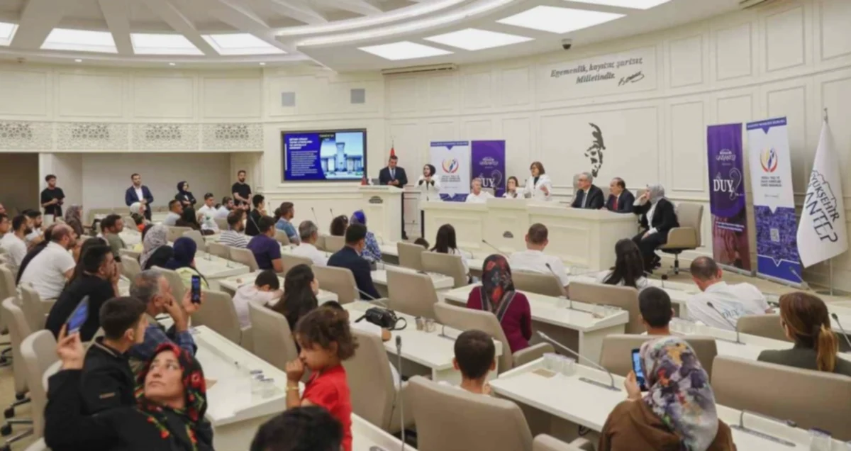 Depremzede Çocuklar Duy Beni Projesiyle Ses Buldu