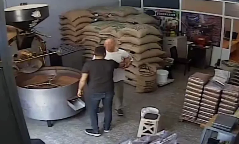 esnafa saldırı - Esnafa Saldırı: Ödeme Vadesi Tartışması Büyüdü
