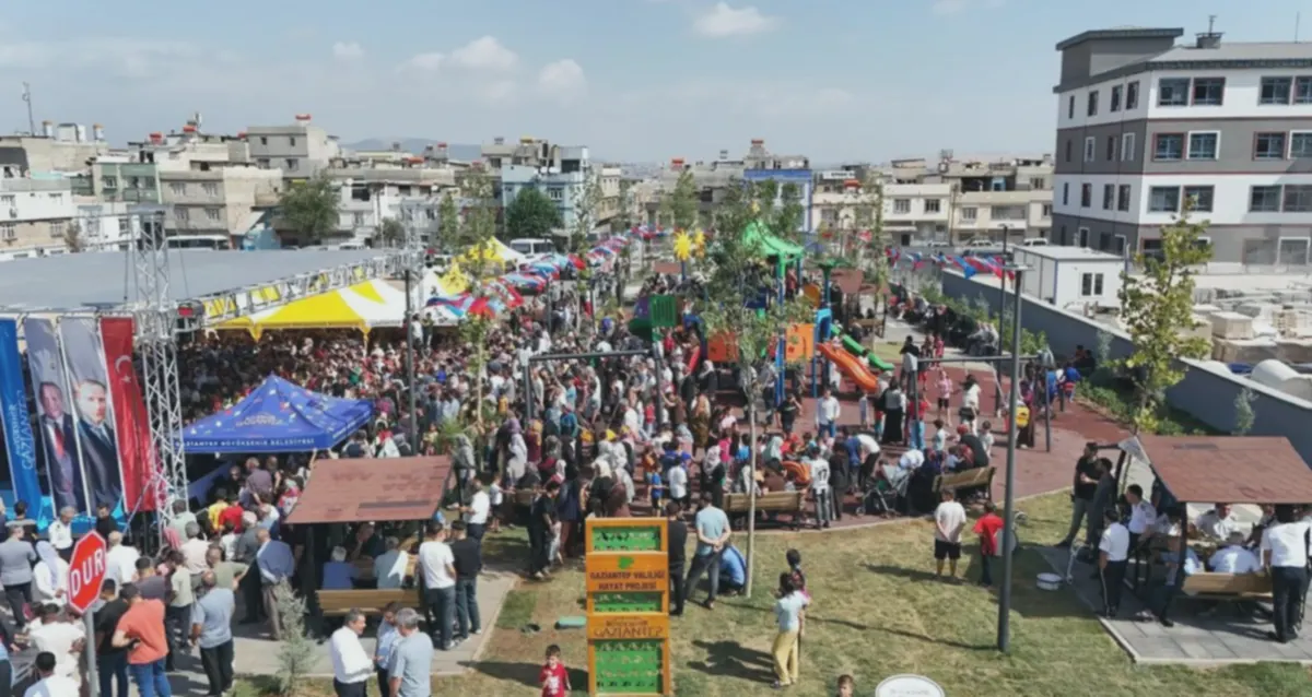 Fırat Mahallesi Parkı: Fırat'ta Yeni Park - Çocuklar İçin...