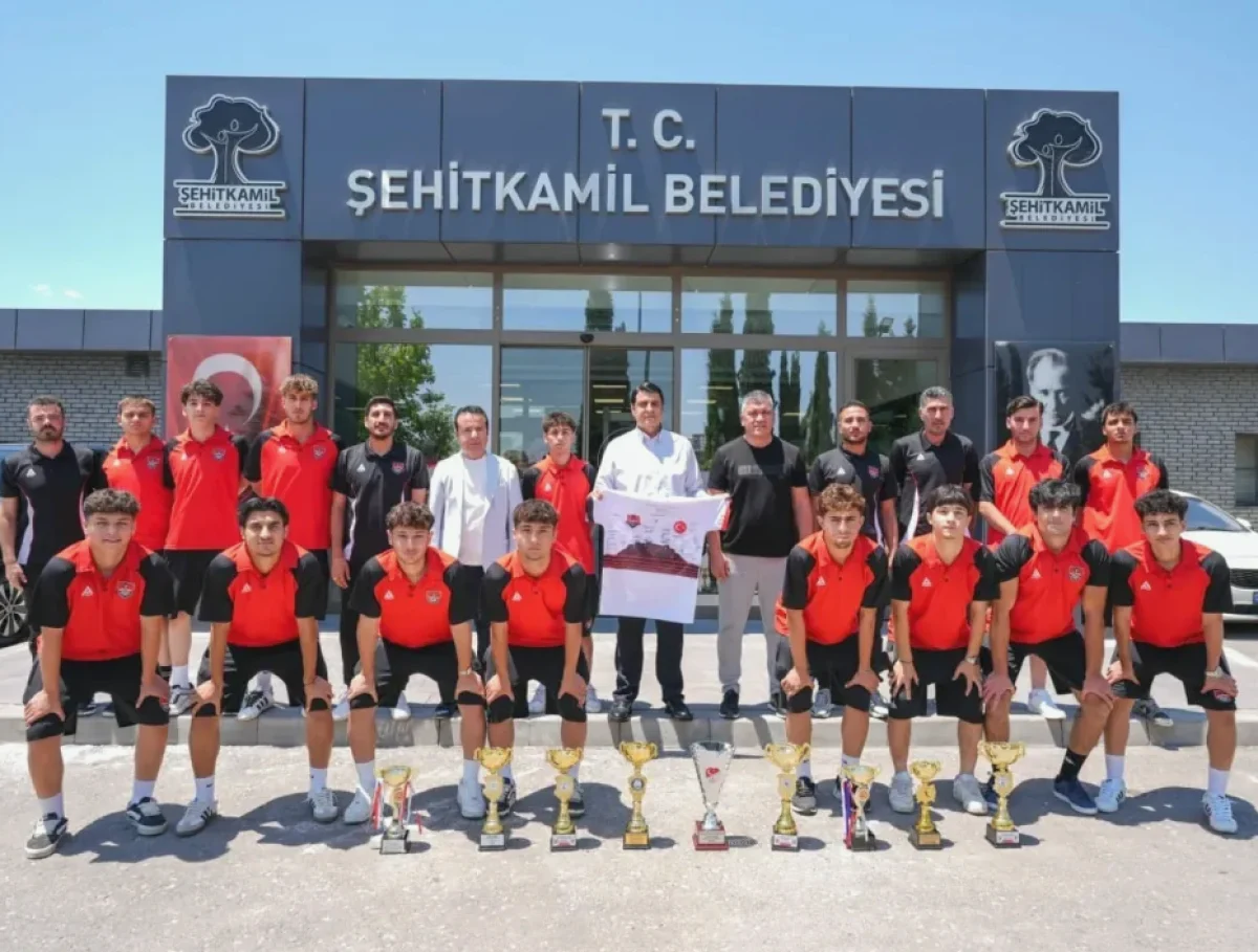 Gaziantep U18: Şampiyonluk Rüyası Gerçekleşti