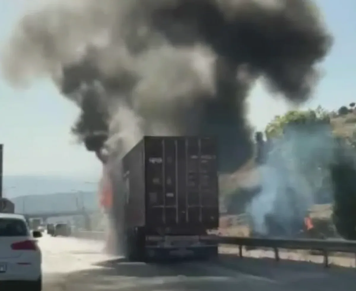 Gaziantep Yolunda Çikolata Yangını: 24 Ton Kayıp