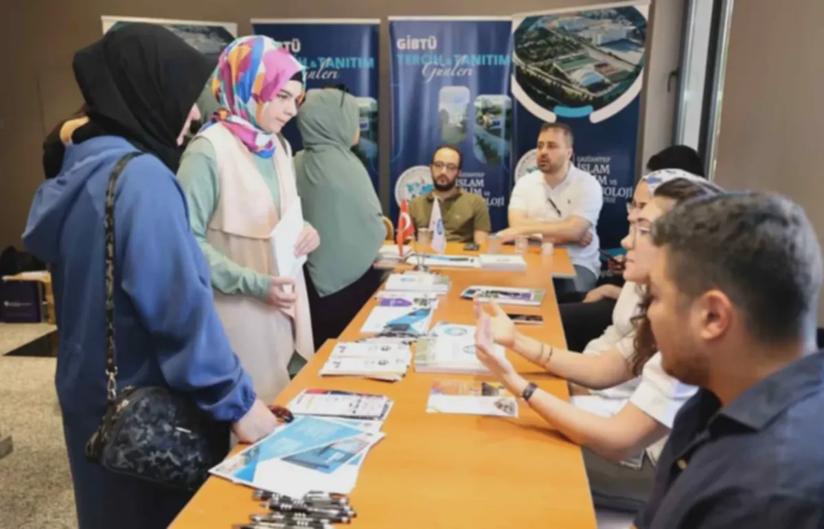 GİBTÜ: Üniversite Tercihlerinde Neler Vaat Ediyor?