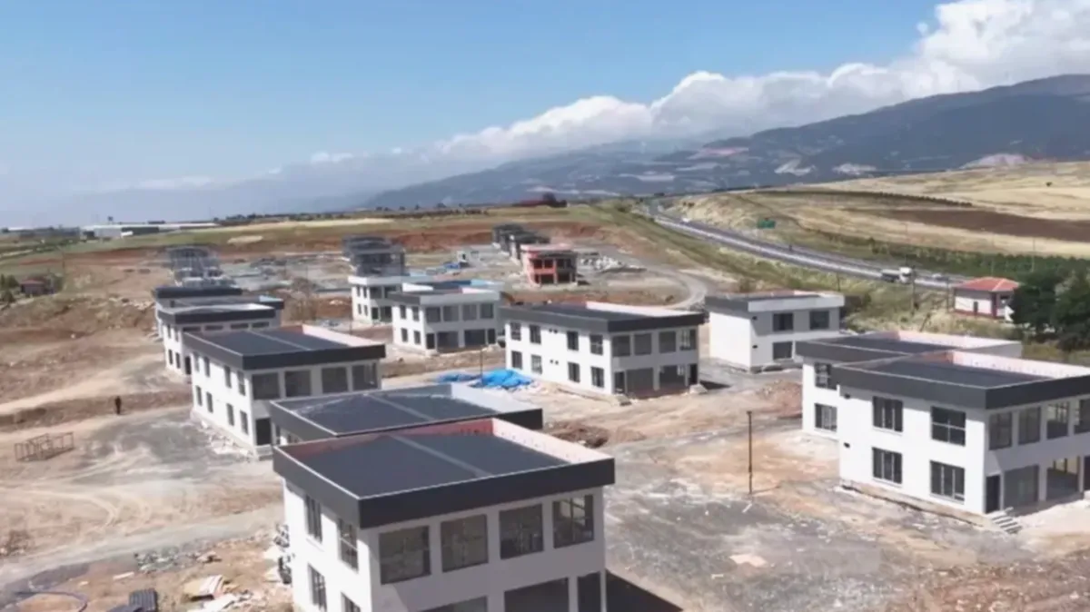 Nurdağı Galericiler Sitesi Ticarete Yeni Soluk