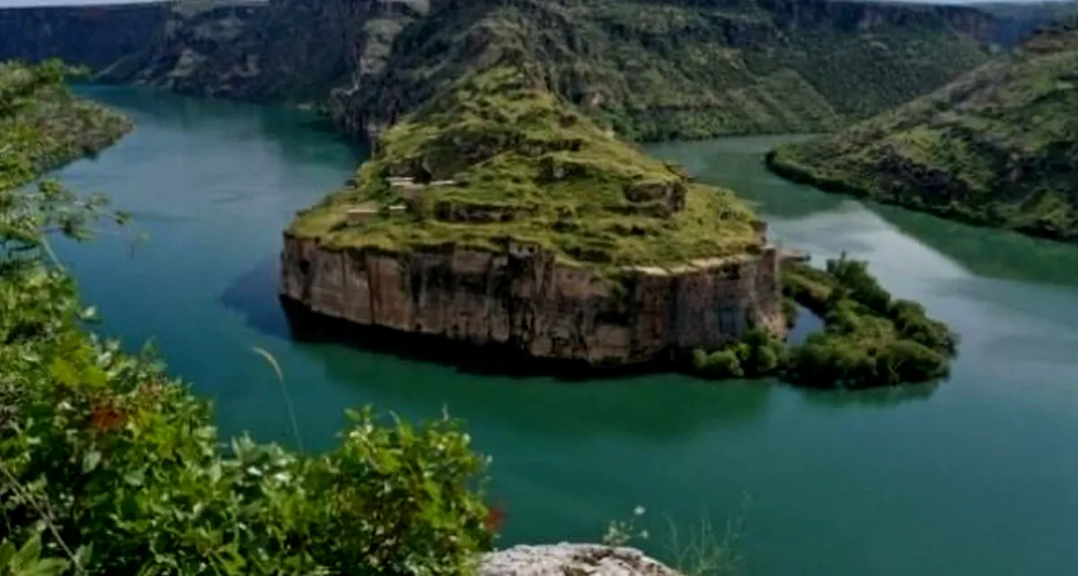Rumkale Yolu Sıcak Asfaltla Yenilendi